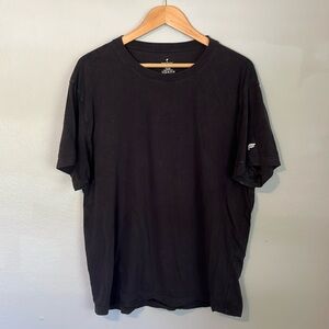 Black Fabletics athletic shirt